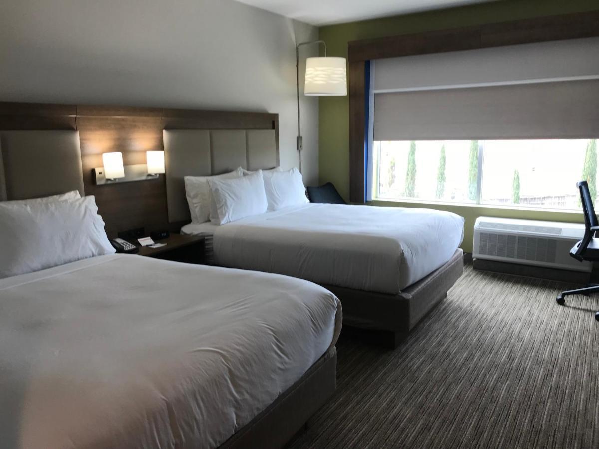 Holiday Inn Express & Suites Houston Southwest Galleria Area, An Ihg Hotel Exterior photo